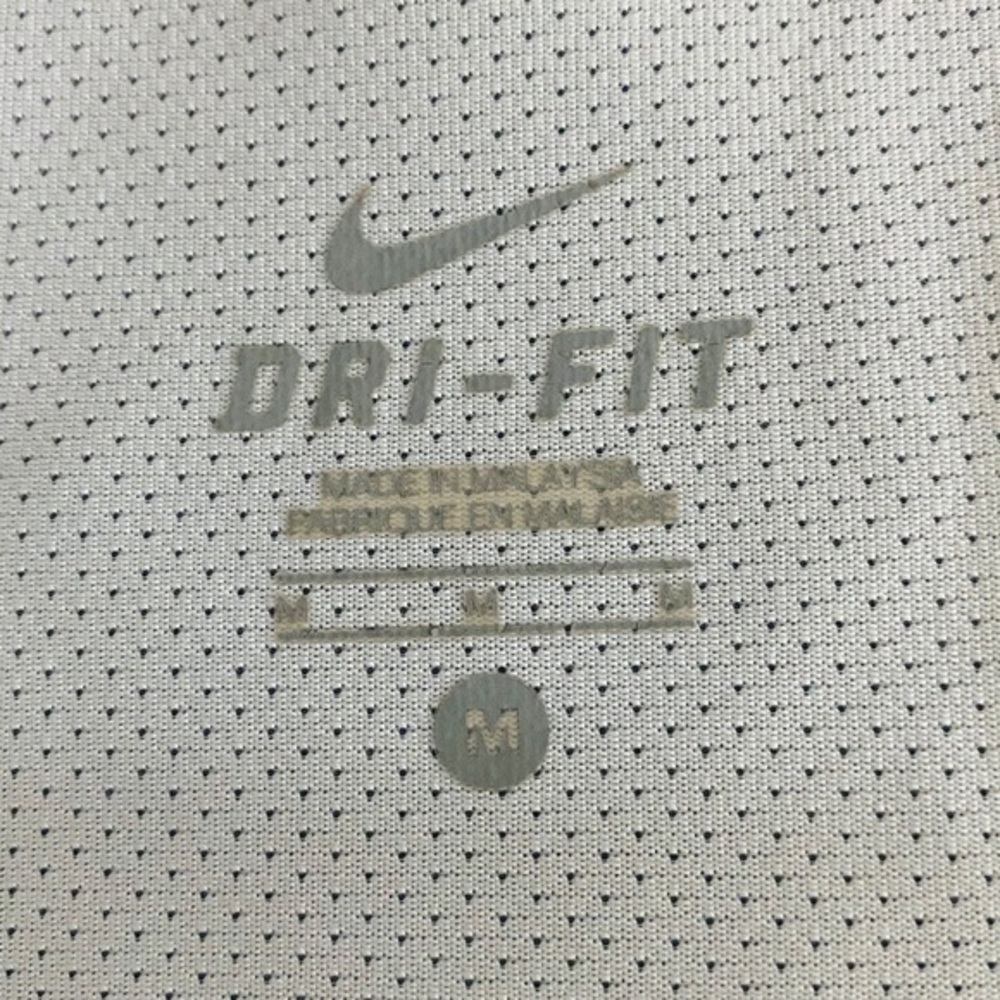 Nike Dri-FIT White Mesh Tank Top Size M Athletic Workout Top - Picture 10 of 11